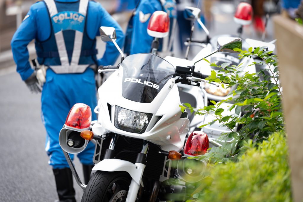 あこワク12月号_白バイ